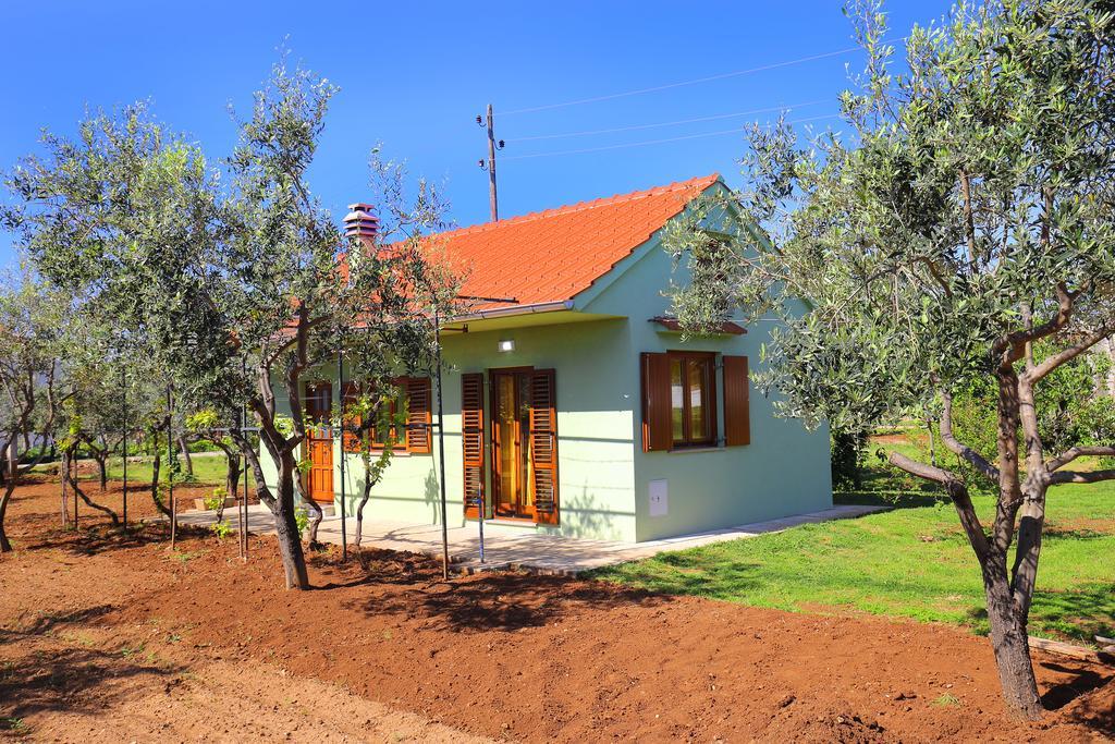 Holiday Home Zemljak ซูโกชัน ภายนอก รูปภาพ