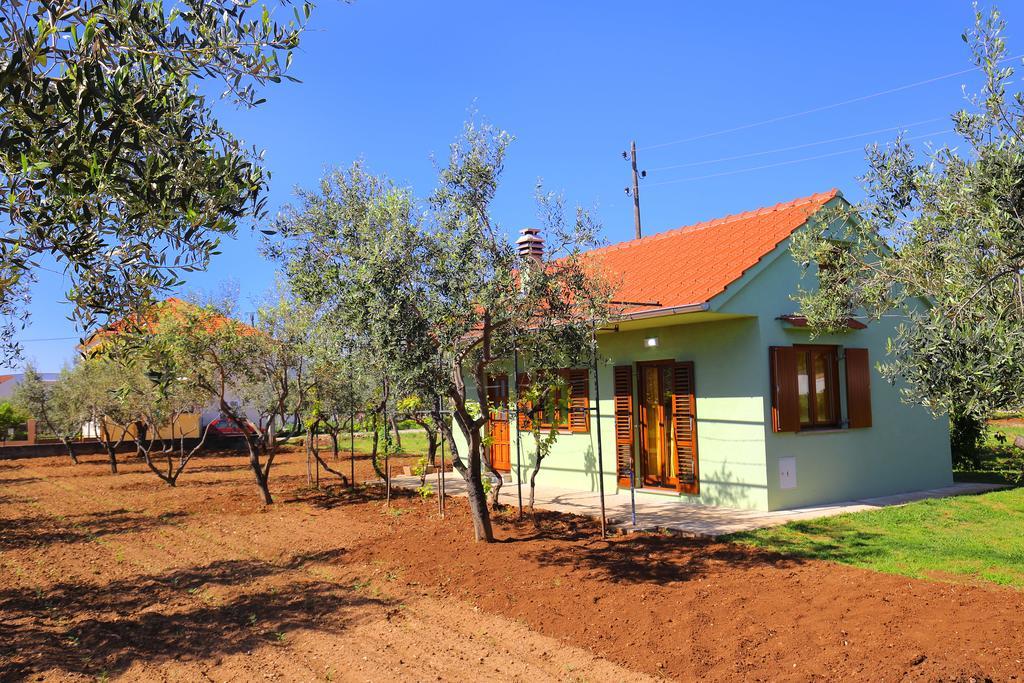 Holiday Home Zemljak ซูโกชัน ภายนอก รูปภาพ